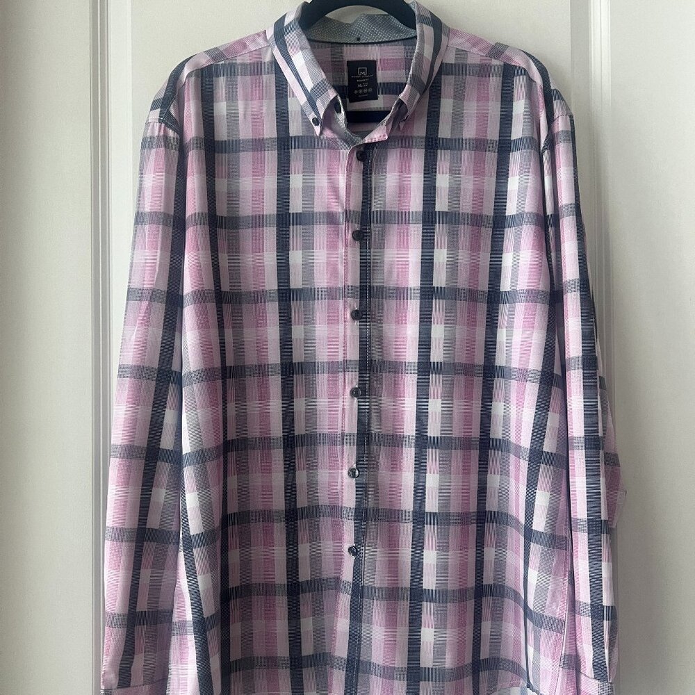 Michael Strahan Long Sleeve Button Down Business Casual Button Up Shirt for Men